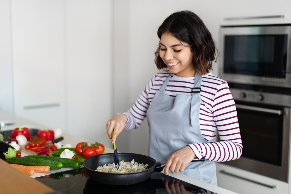 Mujer cocinando